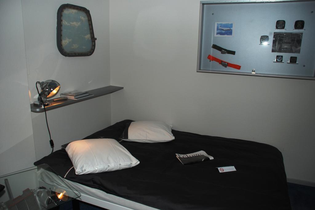 Hostellerie De Geneve Vevey Szoba fotó